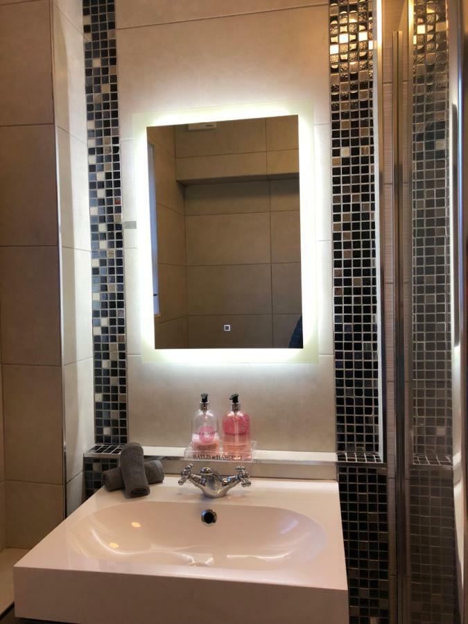 Affordable Lux And Cozy 1 Bed Flat In Chelsea Daire Londra Dış mekan fotoğraf